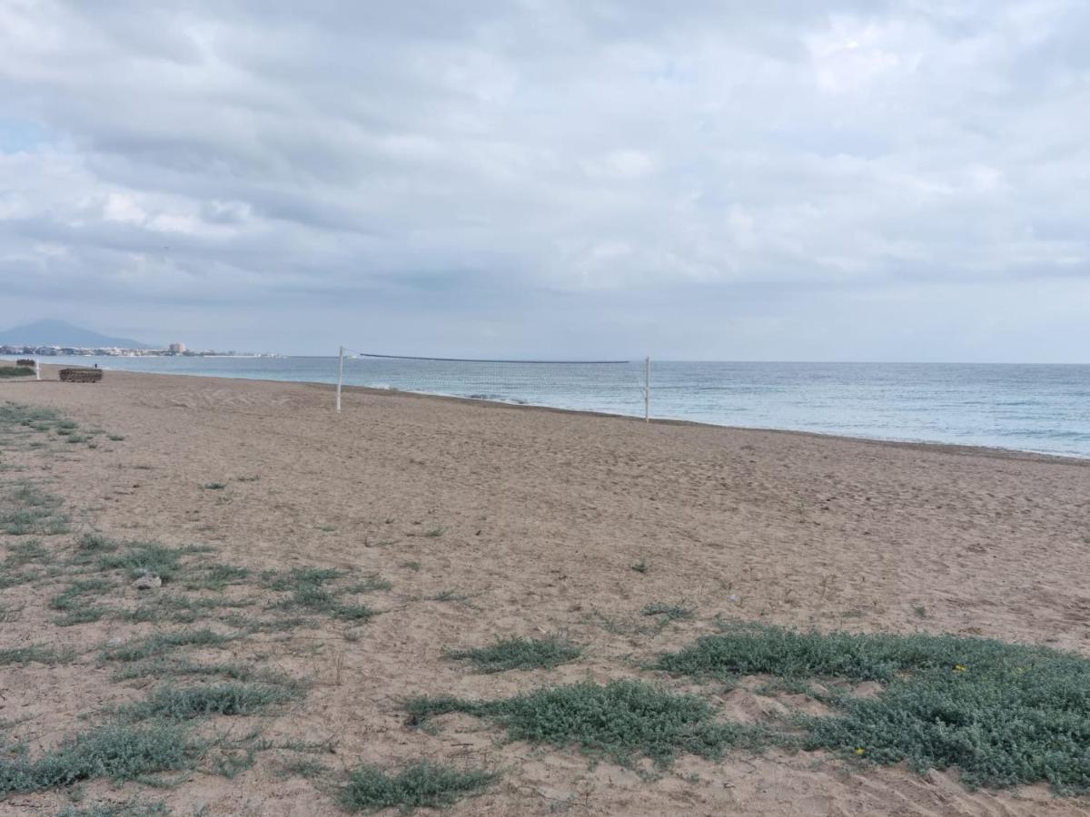 The Beach Across The Street Peñíscola Kültér fotó